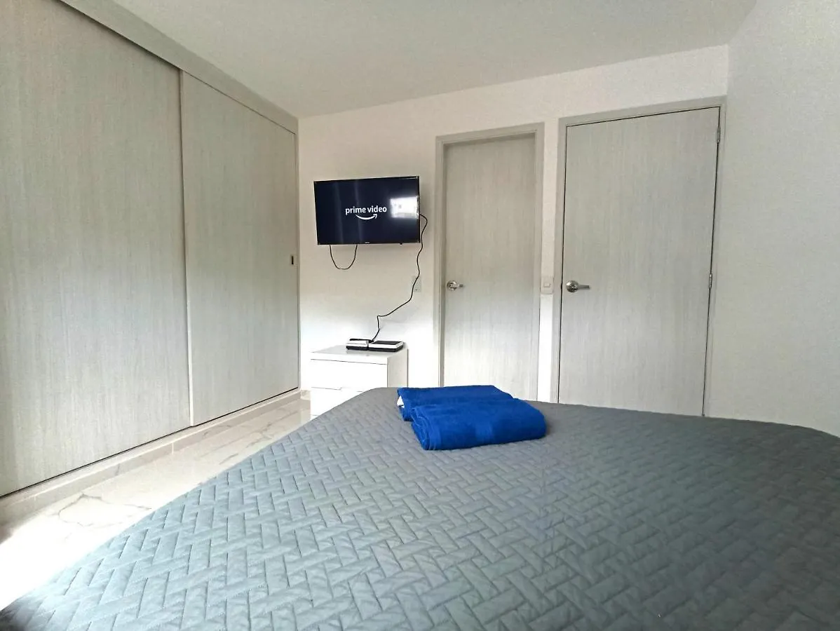 Apartamento con Balcón - Cerca al Mar Santa Marta   Santa Marta (Magdalena)