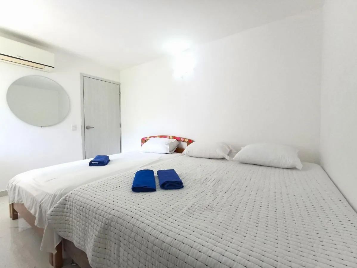 Apartamento con Balcón - Cerca al Mar Santa Marta  0*, Santa Marta (Magdalena)